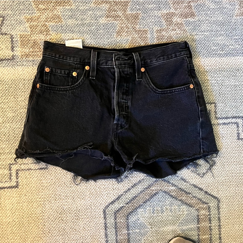 Levis 501 Denim Shorts, Black, size 26